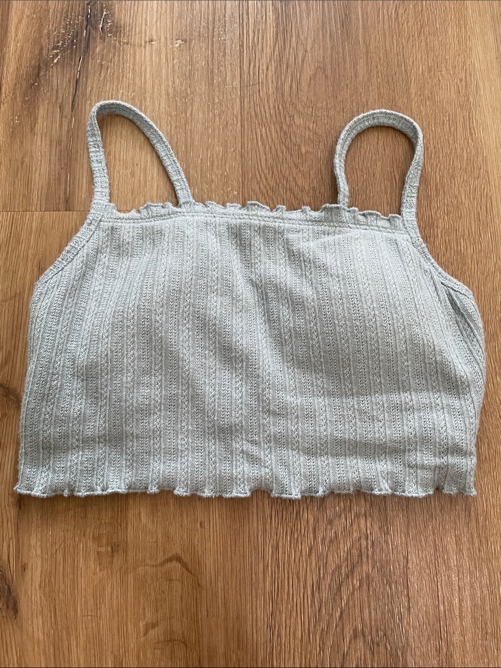 Bundle of American Eagle Outfitters Cropped Tanks - Picture 7 of 9